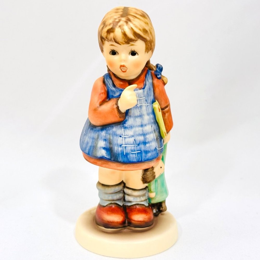 Goebel Hummel #486 "I Wonder" Exclusive Edition (1990/91) TMK6